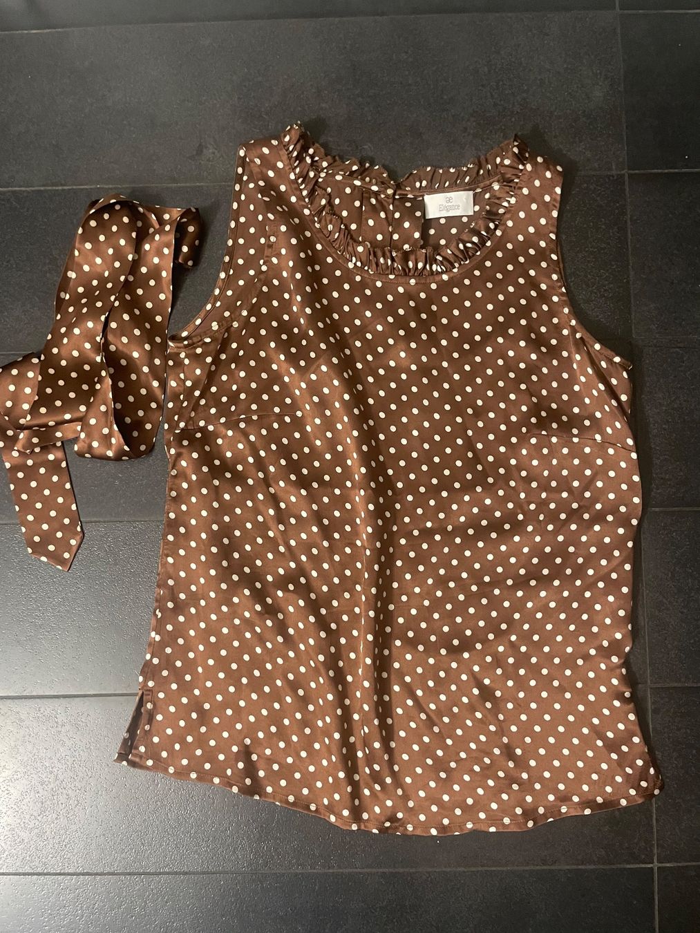 Blusen: ae Eleégance Seidenbluse - Gr. 36 – Gebraucht aus Hünenberg See von DND5 2