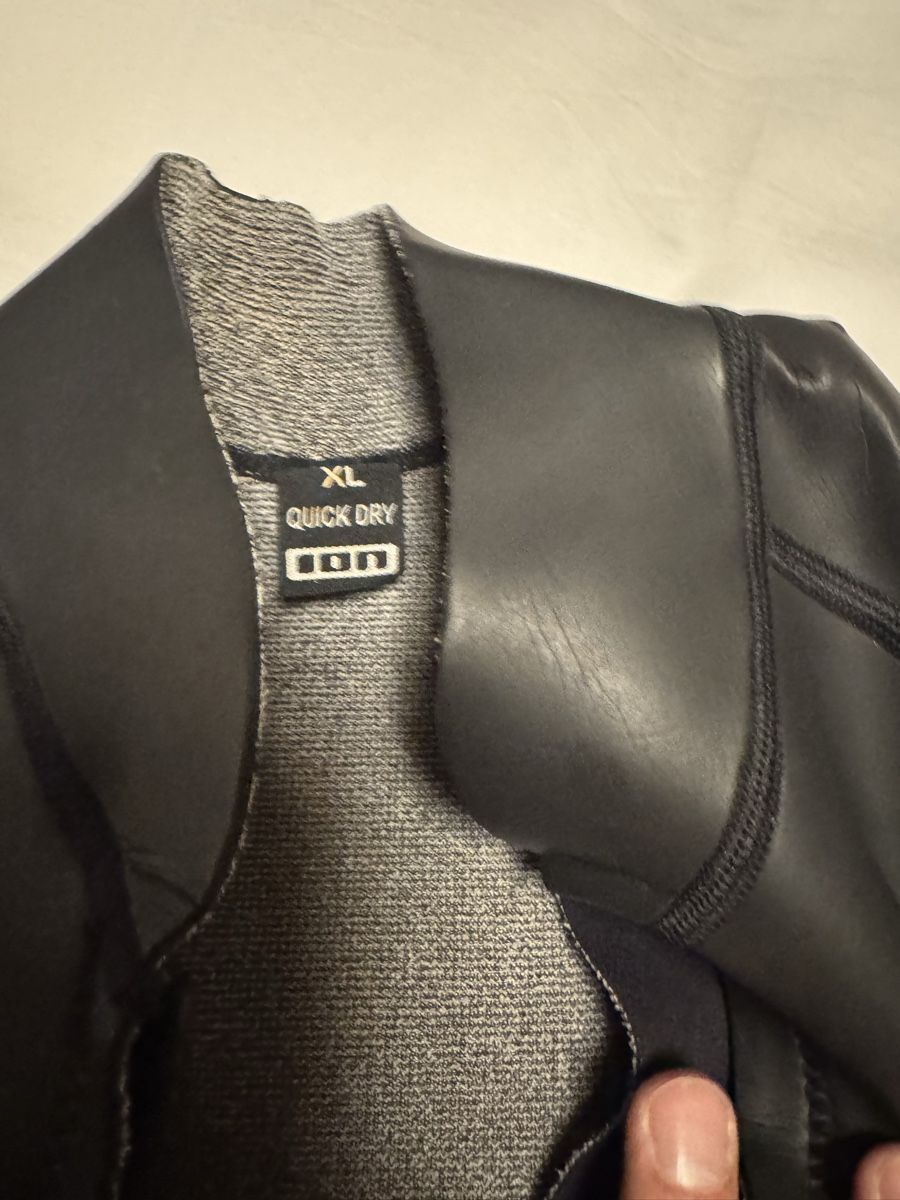 Tauchanzüge: Neopren Anzug Unisex – Gebraucht aus St. Moritz von Bengeee 1