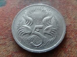 AUSTRALIA  5  Cents  1976
