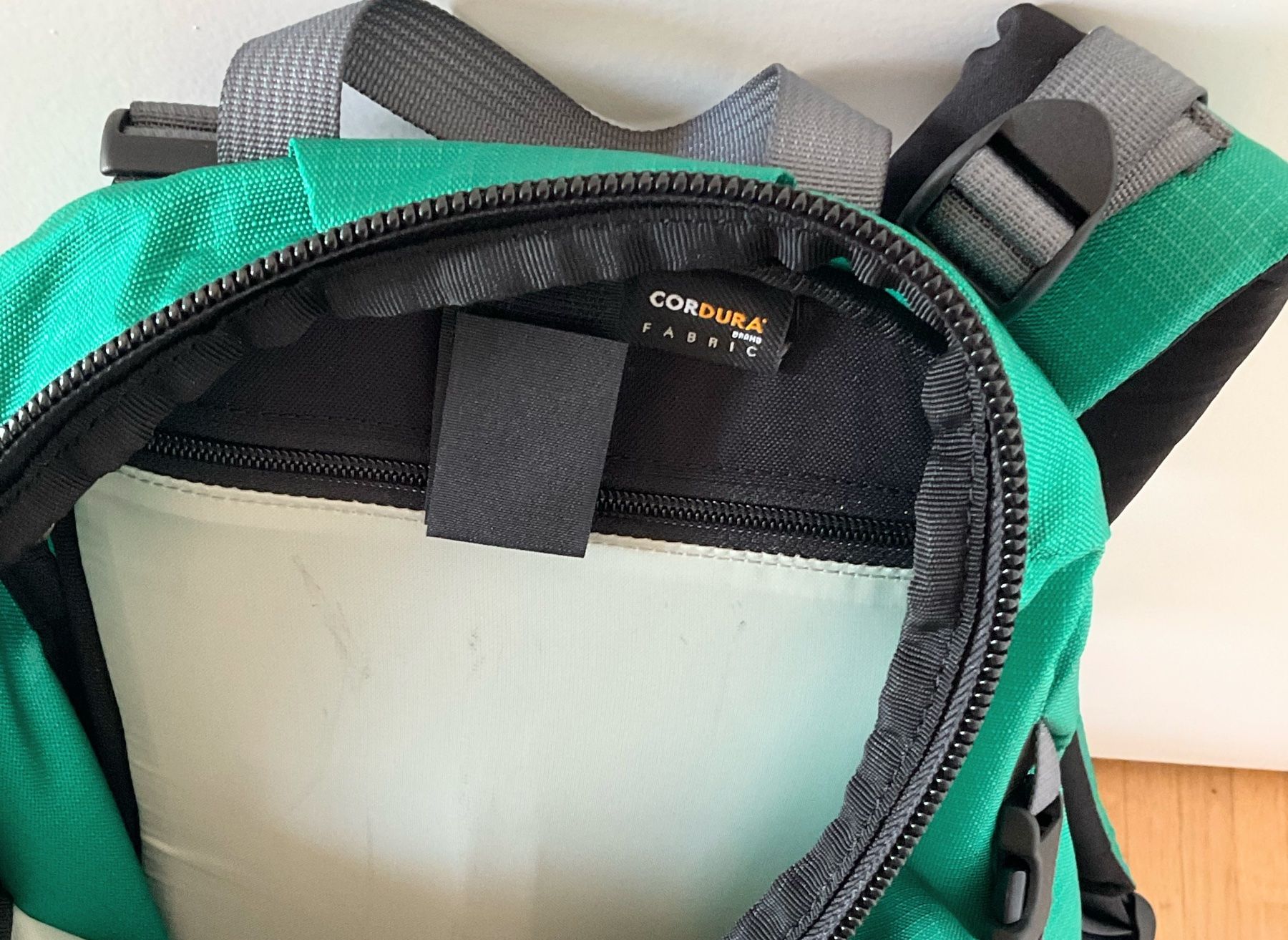 Zaini: Bach Shield 35 Rucksack Backpack – Nuovo (secondo la descrizione) da Zürich venduto da dee_75my 3
