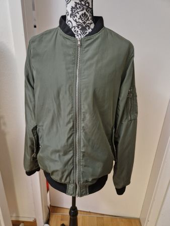 Bomberjacke Übergangsjacke Grösse 158/164 Olive grün