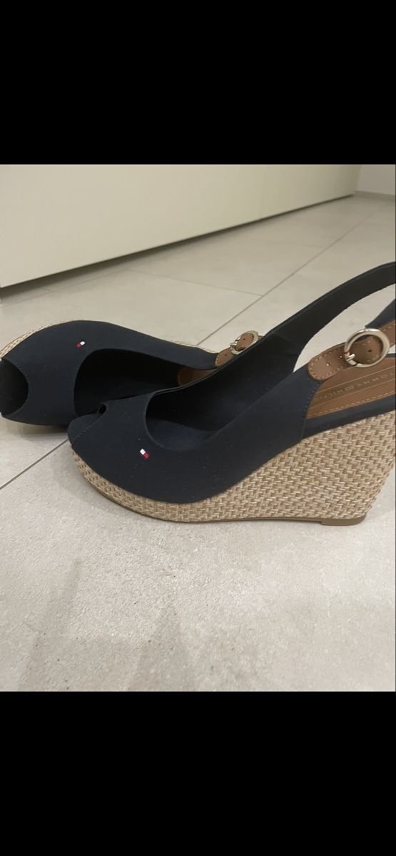Tommy Hilfiger Scarpe da donna: Tommy Hilfiger Sandalen – Nuovo e nell'imballaggio originale da Rothrist venduto da ilodj
