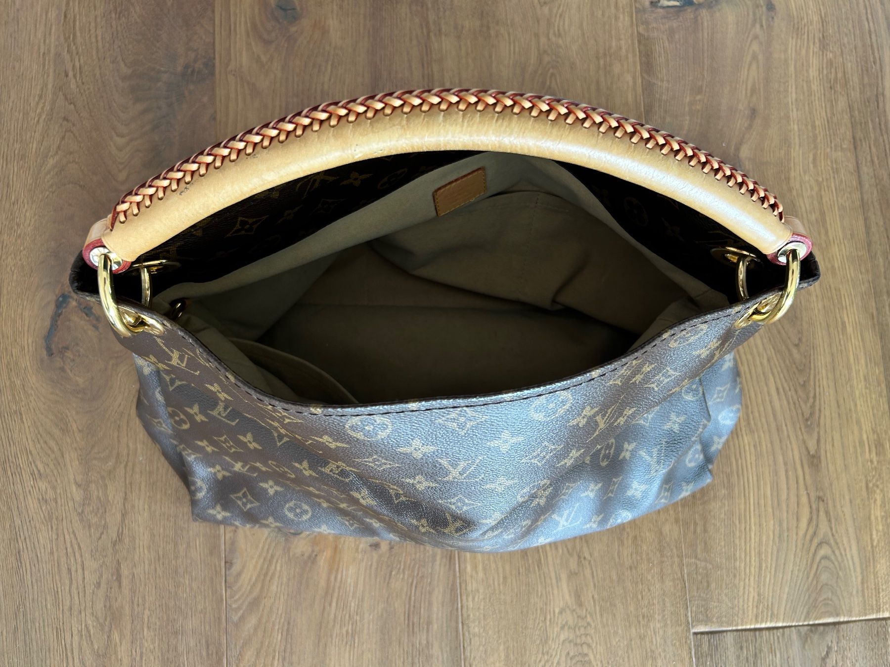 Louis Vuitton Borse da donna: Louis Vuitton Artsy – Usato da Sempach venduto da appeldes 6