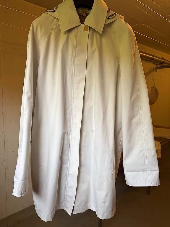 Cappotti: Burberry Parka weiss, Original  – Usato da Horgen venduto da Edeka50 3