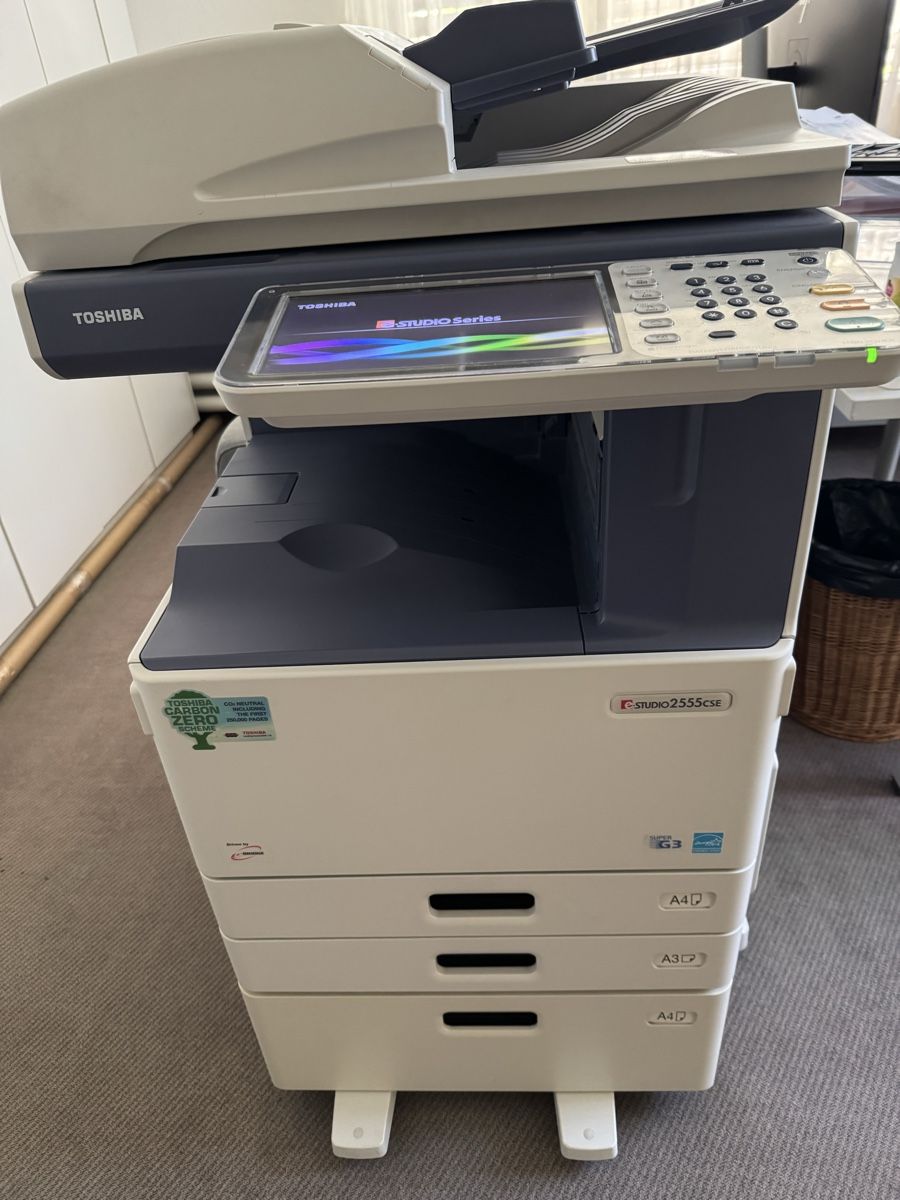 Toshiba Fotocopiatrici: Toshiba Farbkopierer   – Difettoso da Zürich venduto da takol