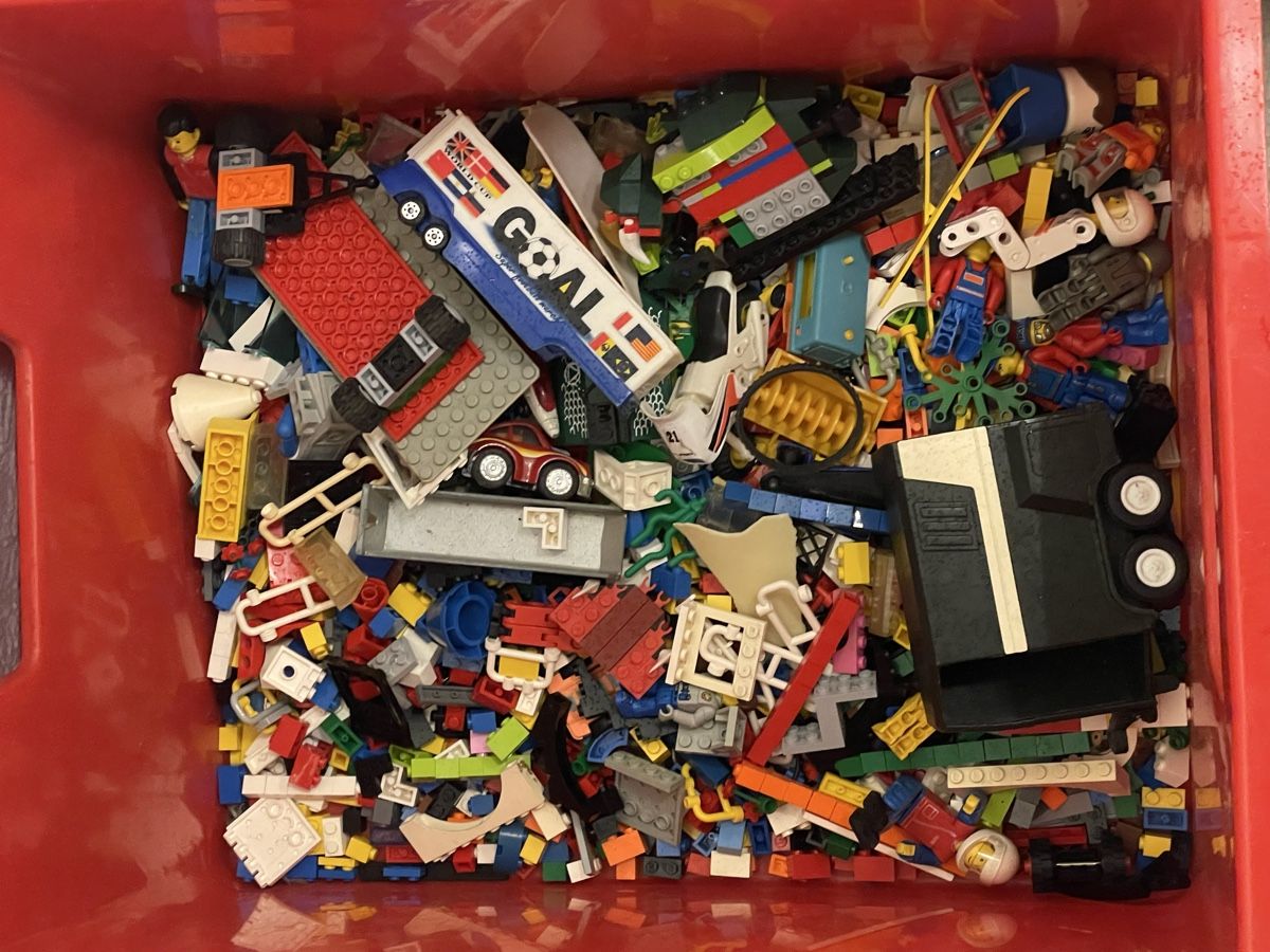 Lego Baukästen: Lego & Lego Duplo -> viele Teile – Gebraucht aus Zürich von Vintage-1993