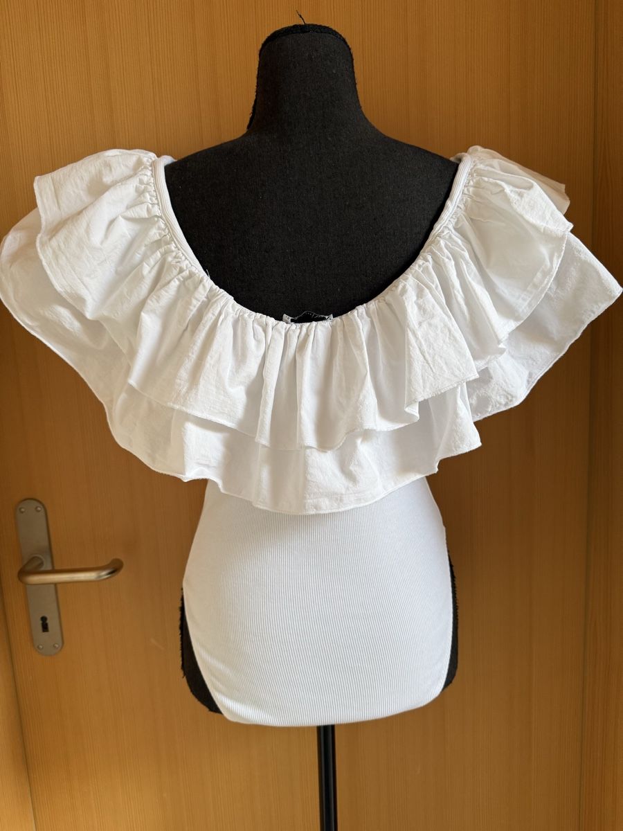 Zara Top: Bohobody von Zara – Nuovo (secondo la descrizione) da Sigriswil venduto da ck56