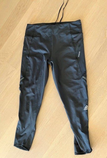 Adidas Leggings: adidas AEROREADY Leggins, M oder L, petrol – Usato da Brugg AG venduto da Hellviolett