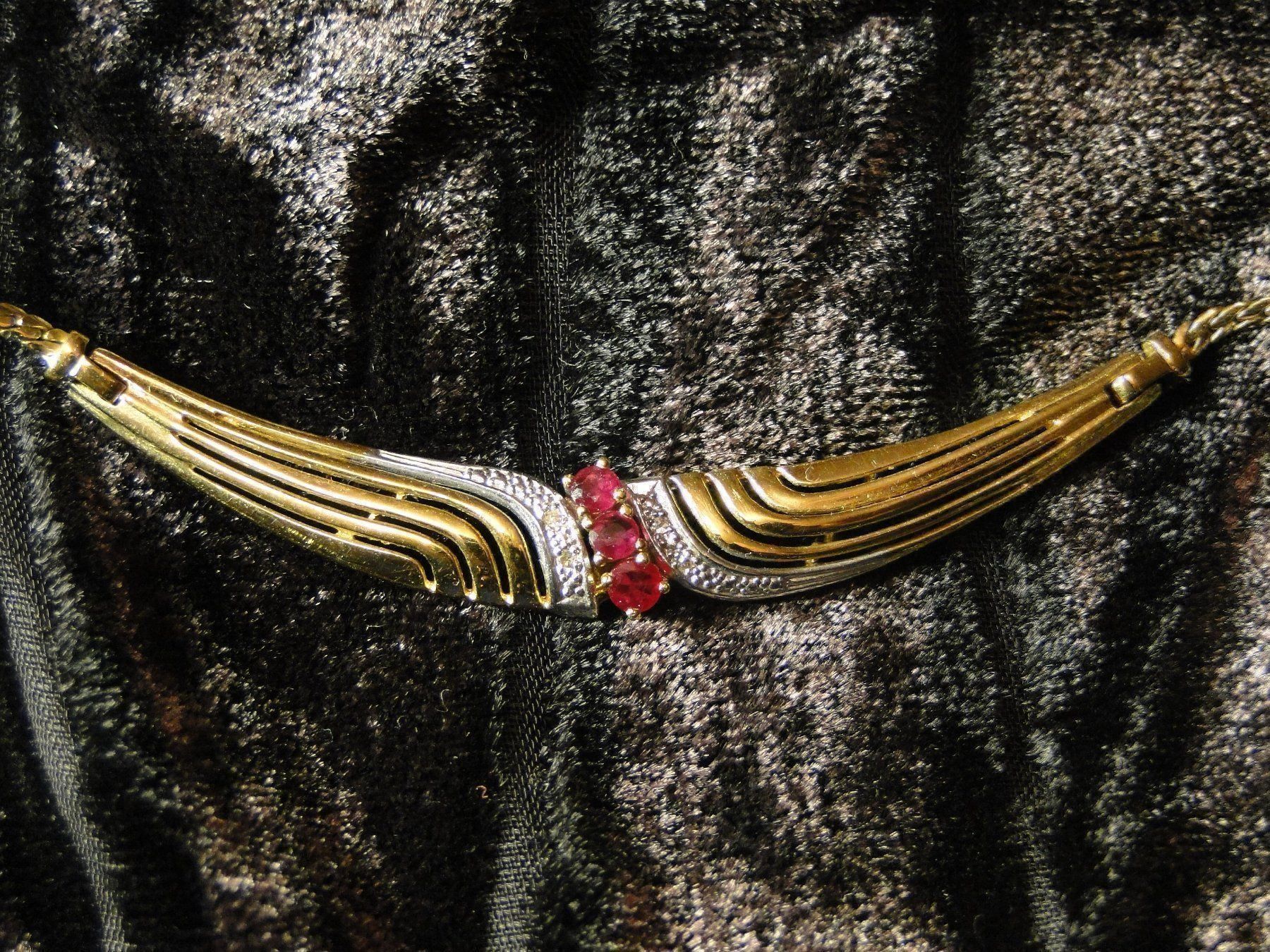 Ketten: Wunderschöne Collier 18 K Unikat – Gebraucht aus Emmenbrücke von Ulisse-22 1