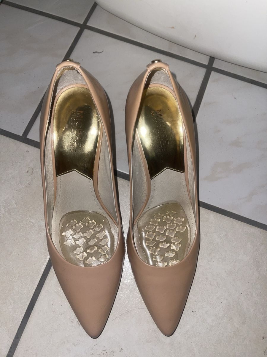 Michael Kors Chaussures femmes: Michael kors pump gr.39 – D'occasion à Schöfflisdorf par Bling_it_on 1