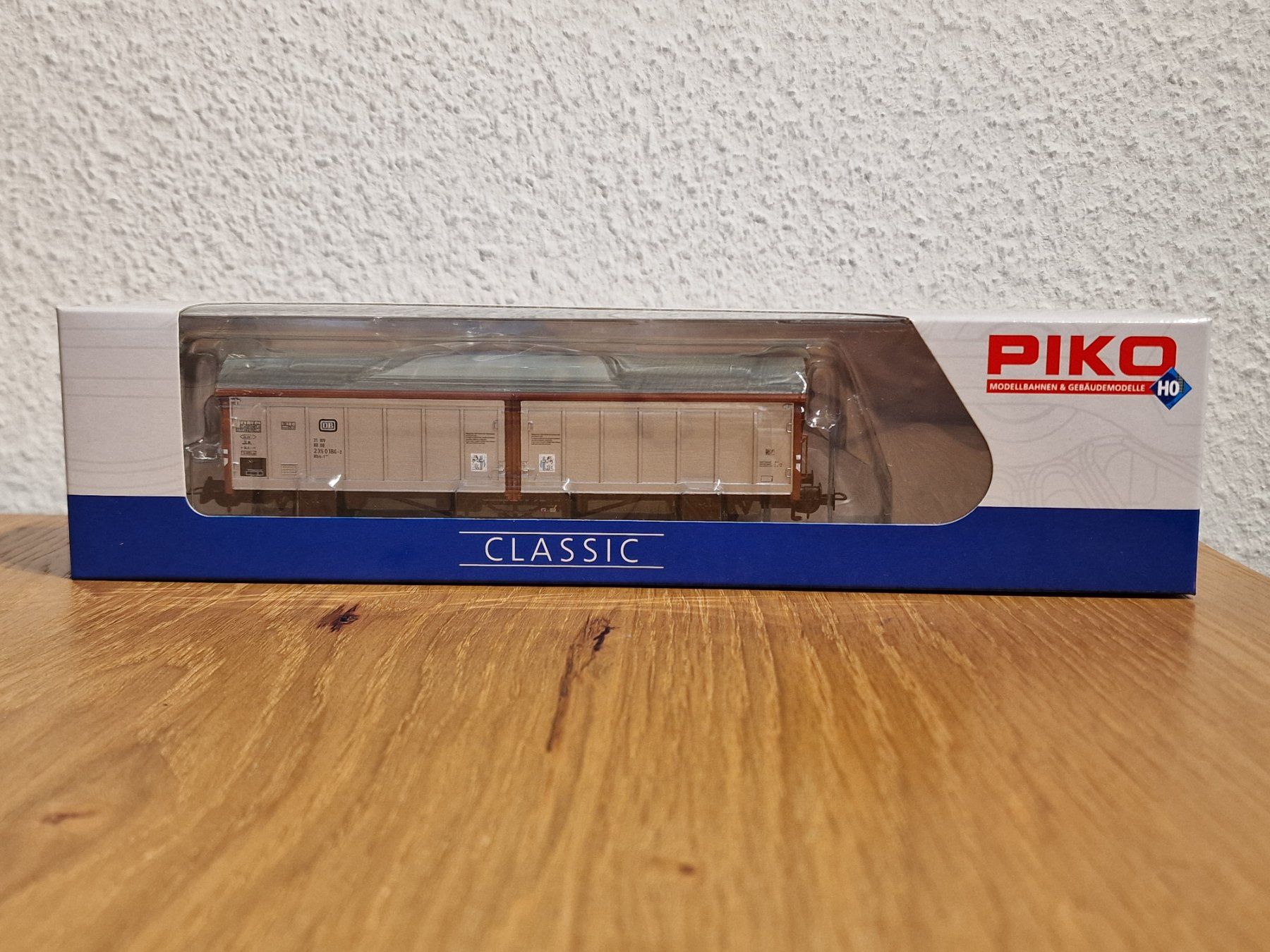 Piko Modelleisenbahnen: DB Schiebewandwagen H0 – Neu und originalverpackt aus Matten b. Interlaken von lor_hr9w 5