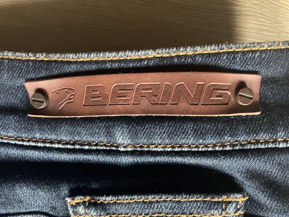 Jeans: Töffjeans von Bering – D'occasion à Lachen SZ par AdrianNu 2
