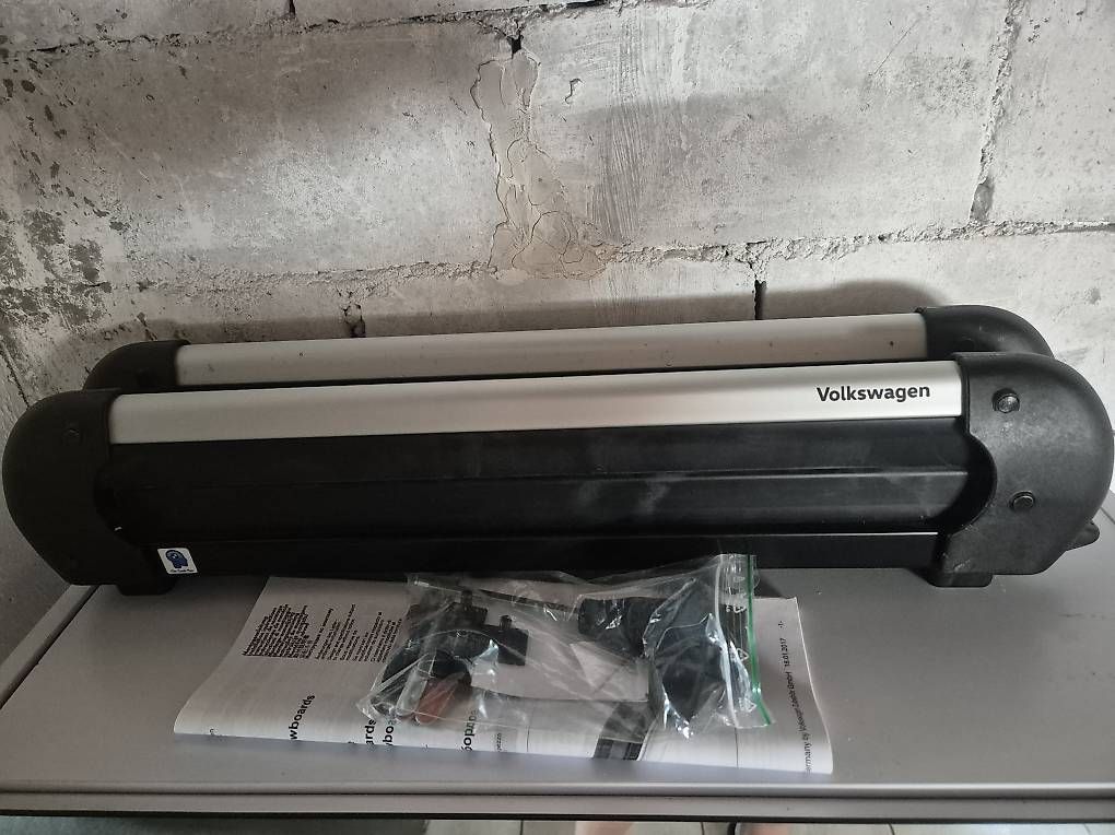 Skis: Porta sci VW – Neuf avec emballage d'origine à Tenero par isy_mega