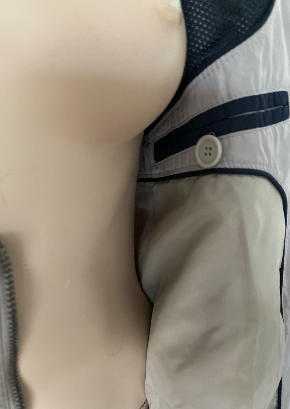 Cappotti: RAIN COAT GREY – Usato da Walchwil venduto da Finibaci 5