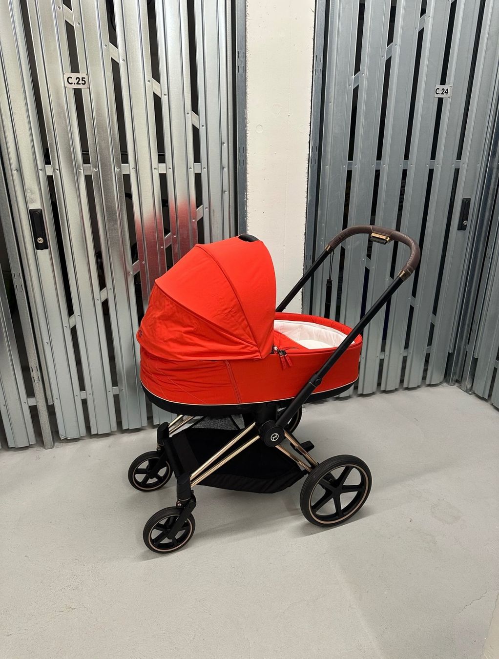 Cybex Carrozzine: Cybex Priam Kinderwagen – Usato da Zwingen venduto da ladarte 1