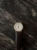 Damen Uhr