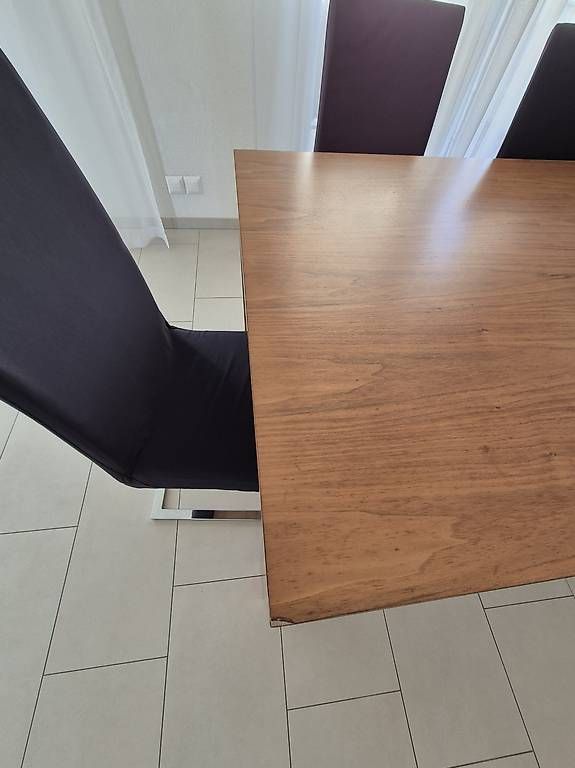 Tables: Tisch mit Stühle – D'occasion à Grüningen par mm51 2