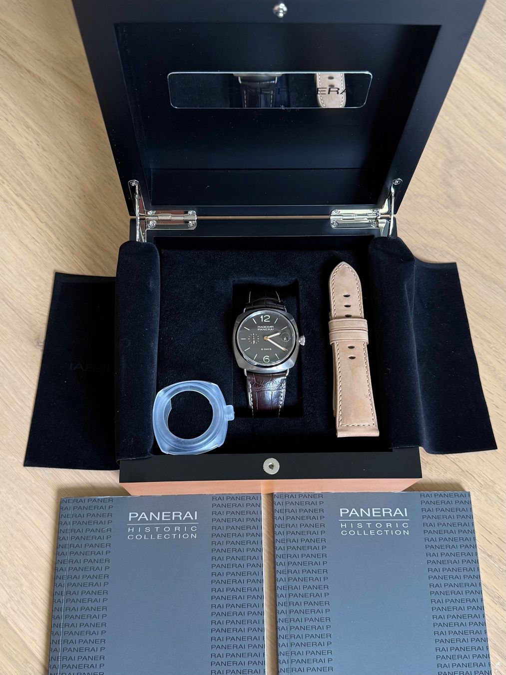 Panerai Montres: Panerai Radiomir 8 Days Titanium - Full set – D'occasion à Rivaz par yoda2005 1