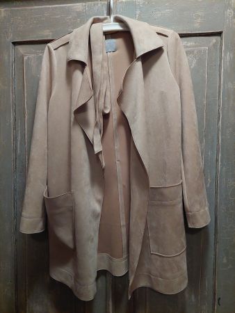 Betty & Co grey Kunstleder Mantel beige 40