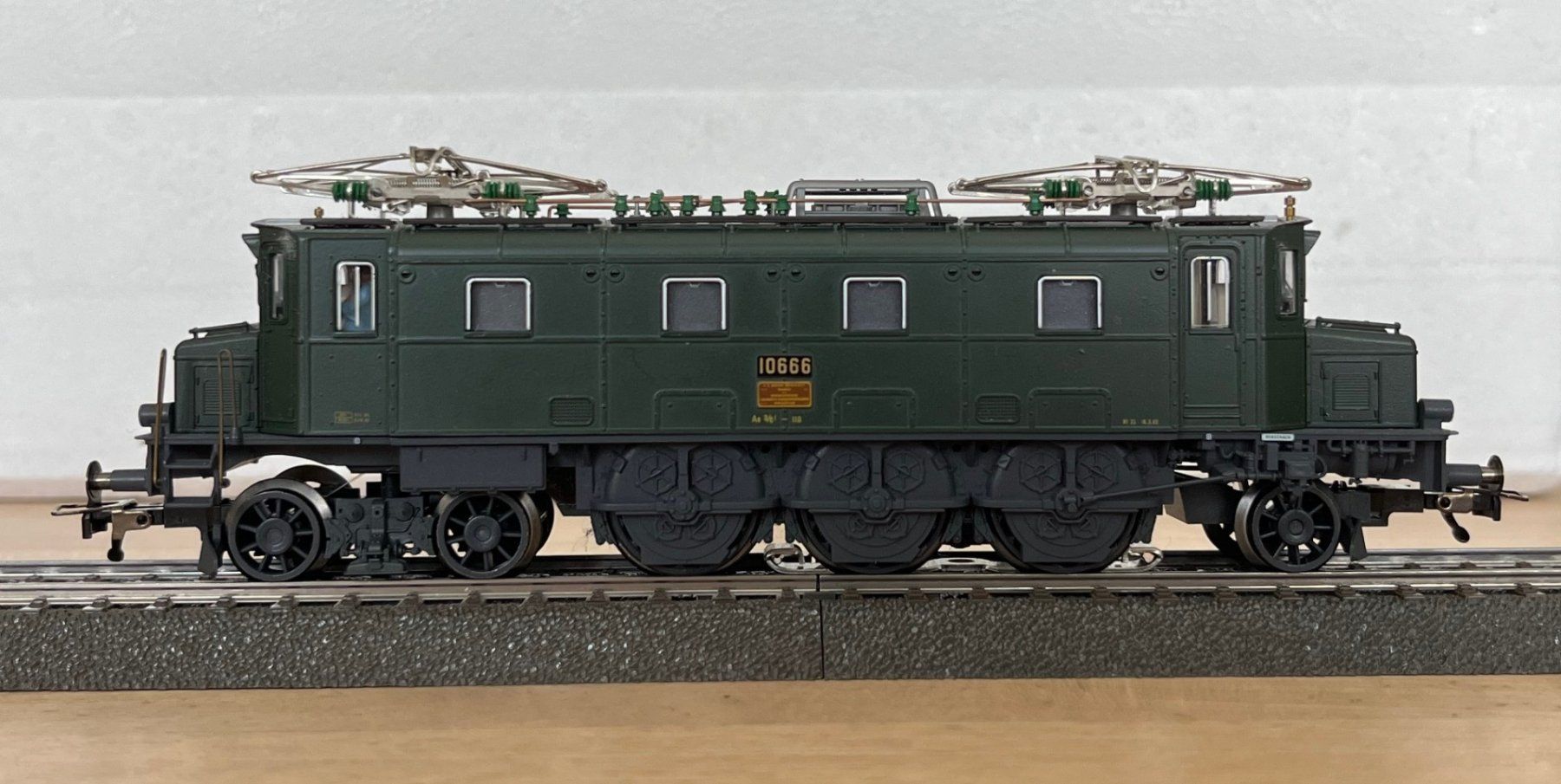 Fleischmann Modellini di ferrovie: SBB Ae 3/6 Fleischmann - AC digital – Usato da Winterthur venduto da dond1 2