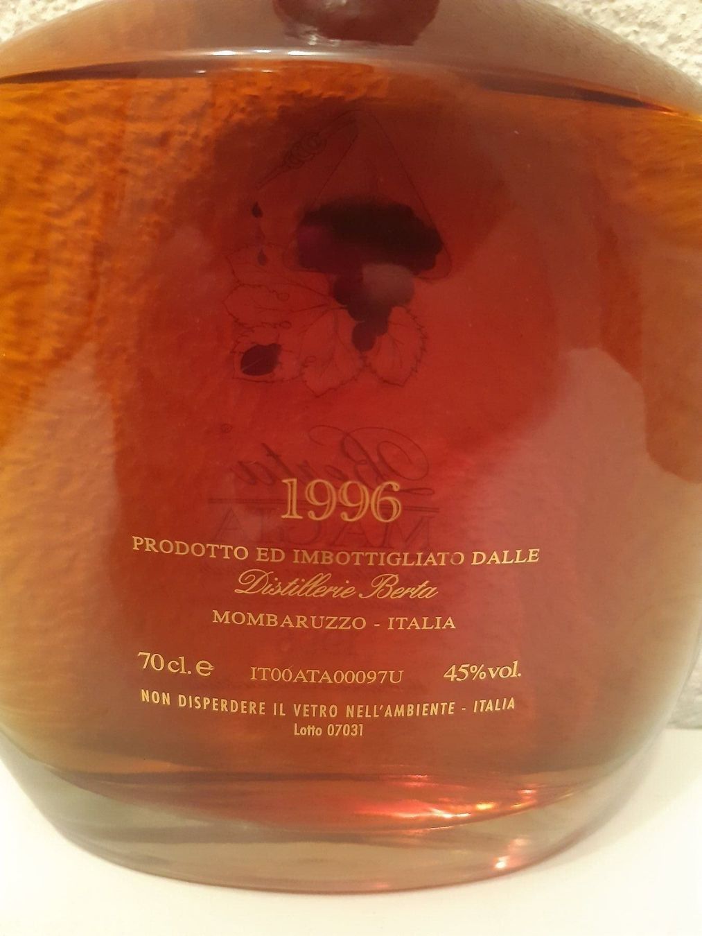 Berta Spirituosen: Berta Maggia Grappa 1996 45% inkl OHK – Neu und originalverpackt aus Elsau von Rumsammler 6