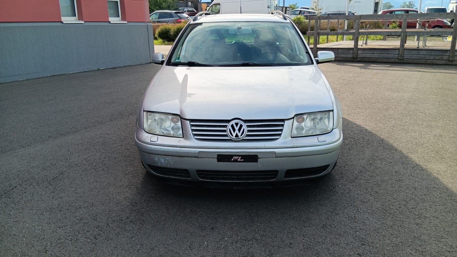 VW Autos: VW Bora 2.3 Motion – Gebraucht aus Rebstein von TonyRasta-Autohandel 1