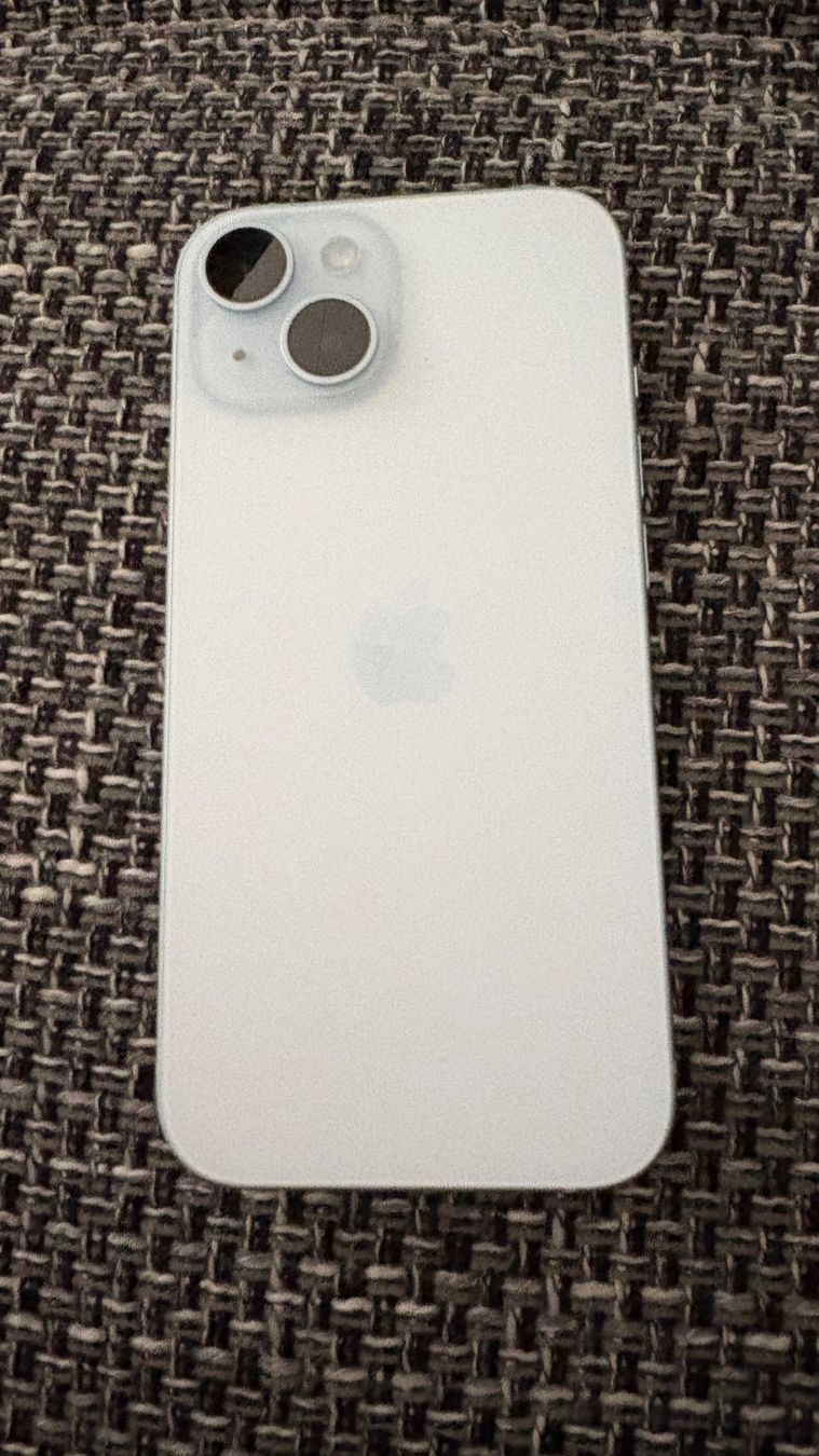 Apple Telefoni cellulari / Smartphones: iPhone 15 128GB – Usato da Coffrane venduto da Tchett4 1