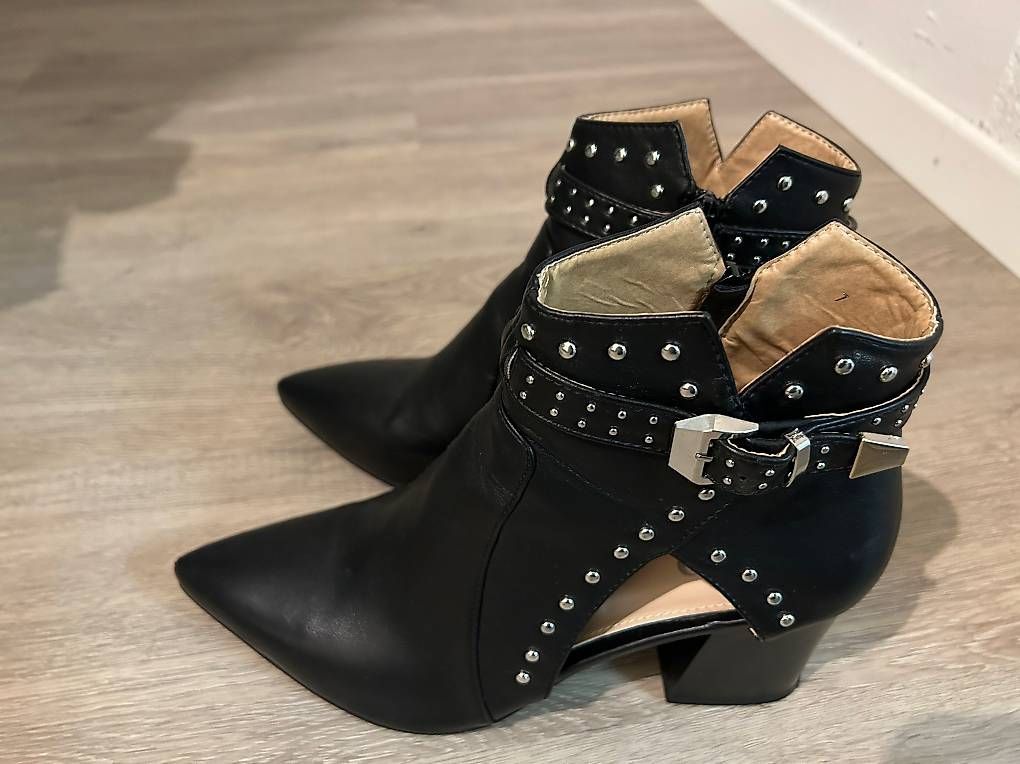 Chaussures femmes: Stiefeletten  – D'occasion à Schwerzenbach par nic_zt5r 2
