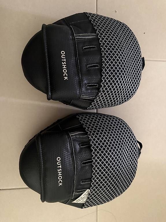 Sacchi da boxe: Boxing Speed Punching Mitts (x2) – Usato da Basel venduto da svetlana010
