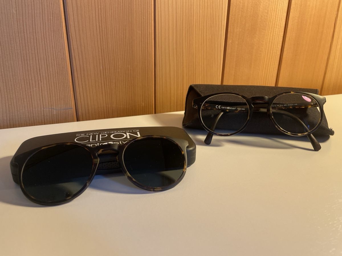 Fielmann Occhiali & Lenti: Brille inklusive Sonnenschutz – Usato da Schwanden Sigrisw venduto da jan_iine 3