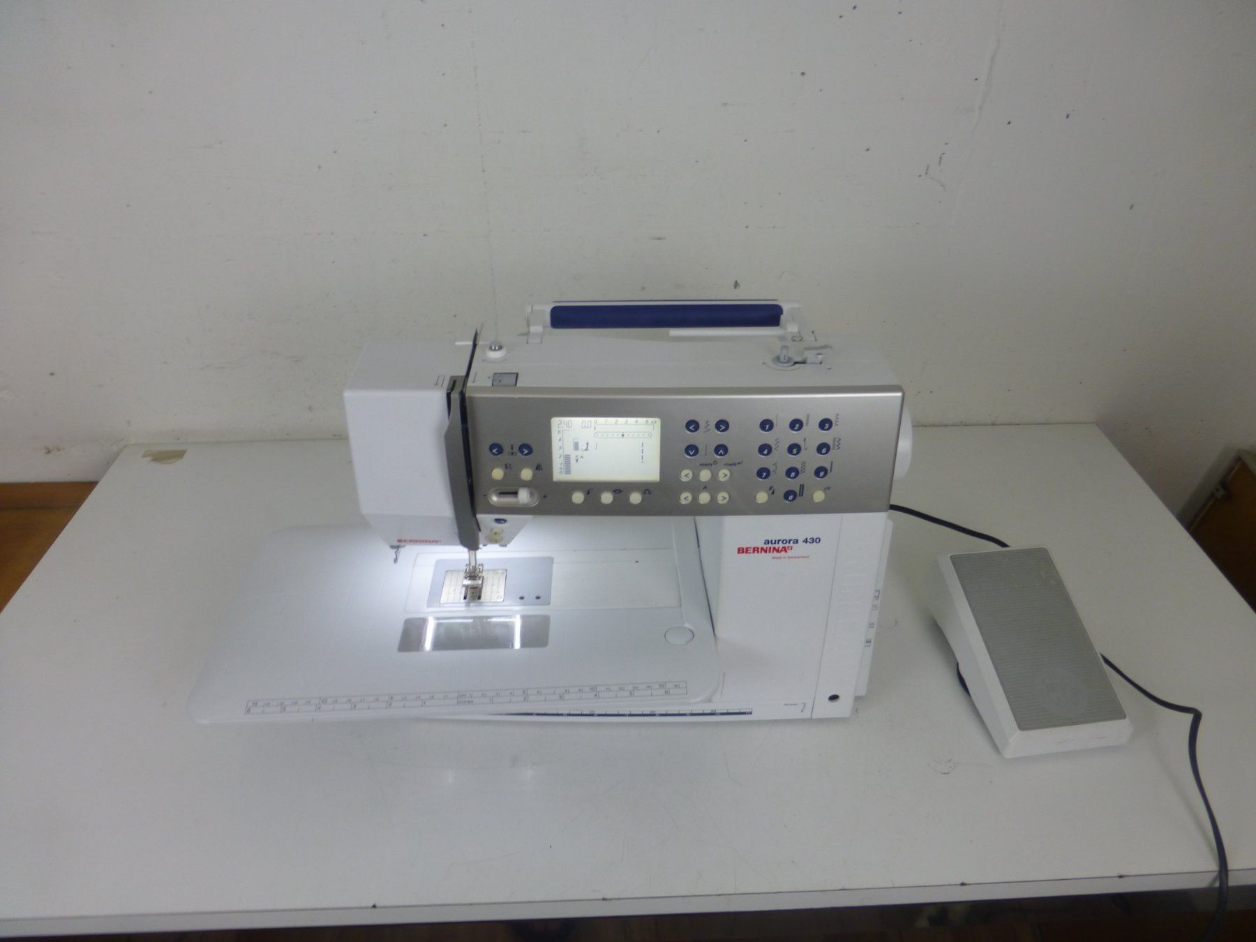 Bernina Machines à coudre: Bernina Aurora 430 – D'occasion à Fahrweid par ekv 3