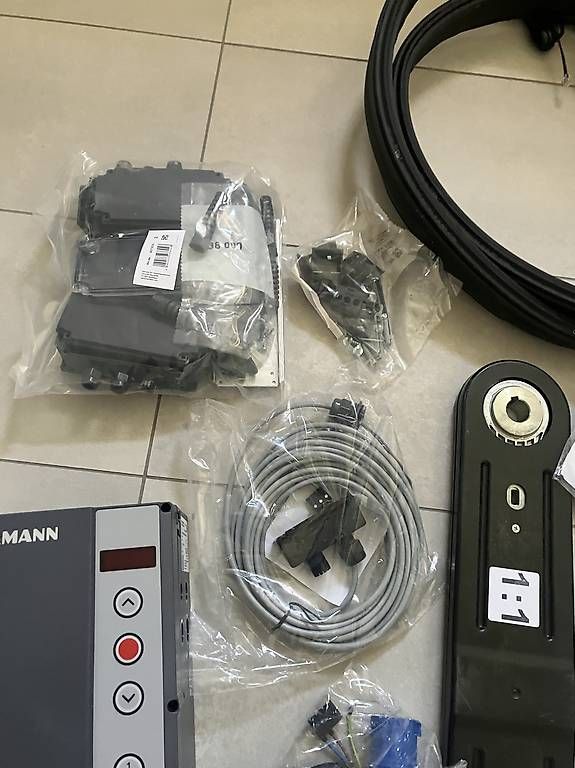 Hörmann Sonstiges Elektromaterial: Kit motorisation Hormann 560 – Gebraucht aus Chavornay von rob_hpk6 4