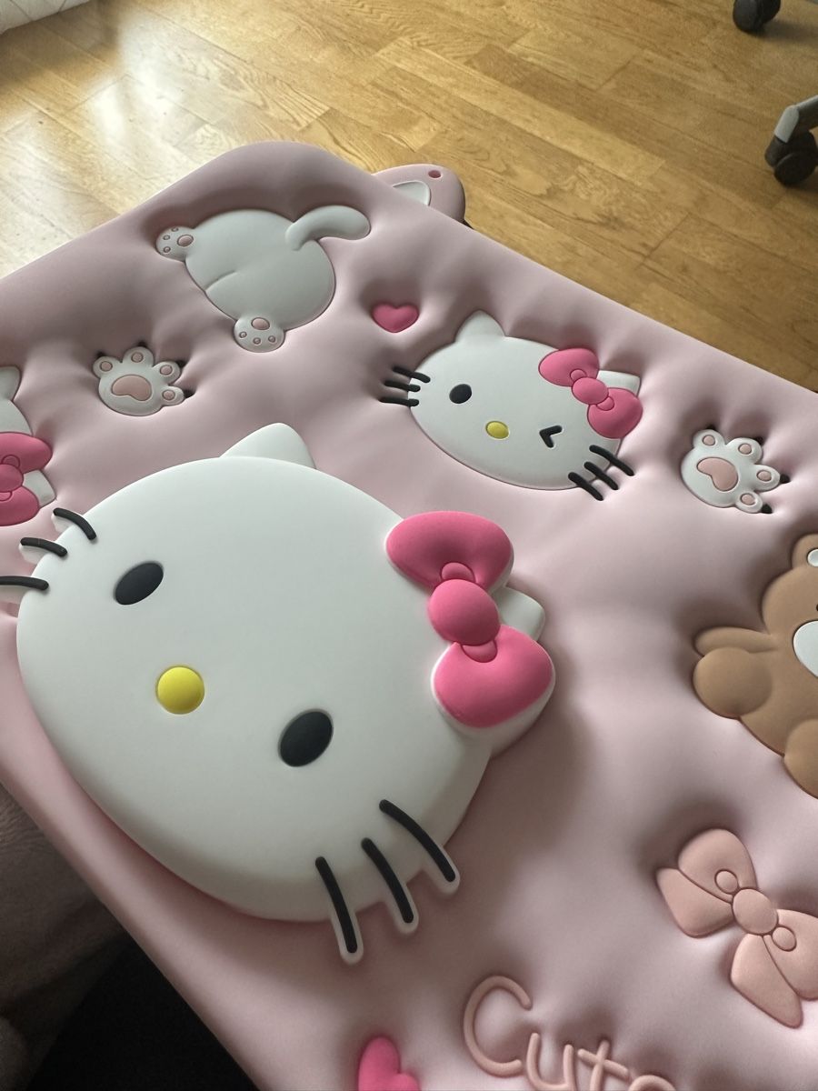 Apple Covers & Borse: Hello Kitty iPad/Tablet Case *NEW* – Nuovo (secondo la descrizione) da Zürich venduto da Bybyana 2