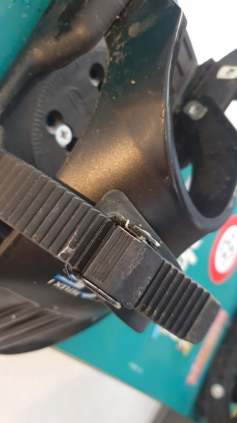 Board: Vintage Snowboard "Staple" – Usato da Basel venduto da HNDidn 5