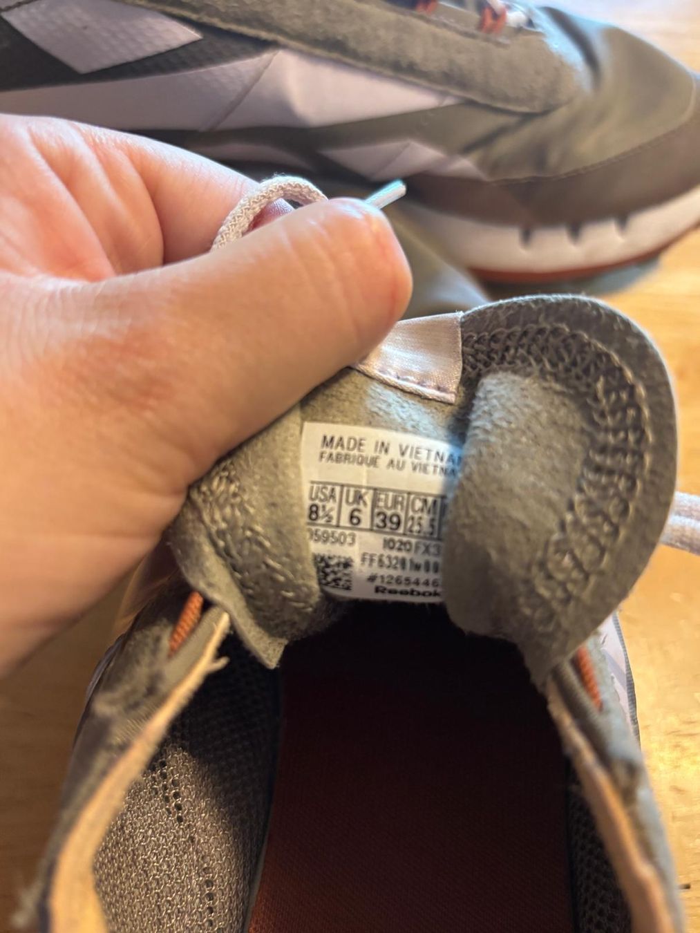 Reebok Scarpe da donna: Reebok Schuhe Grösse 39 – Usato da Oberengstringen venduto da LammGottes 2