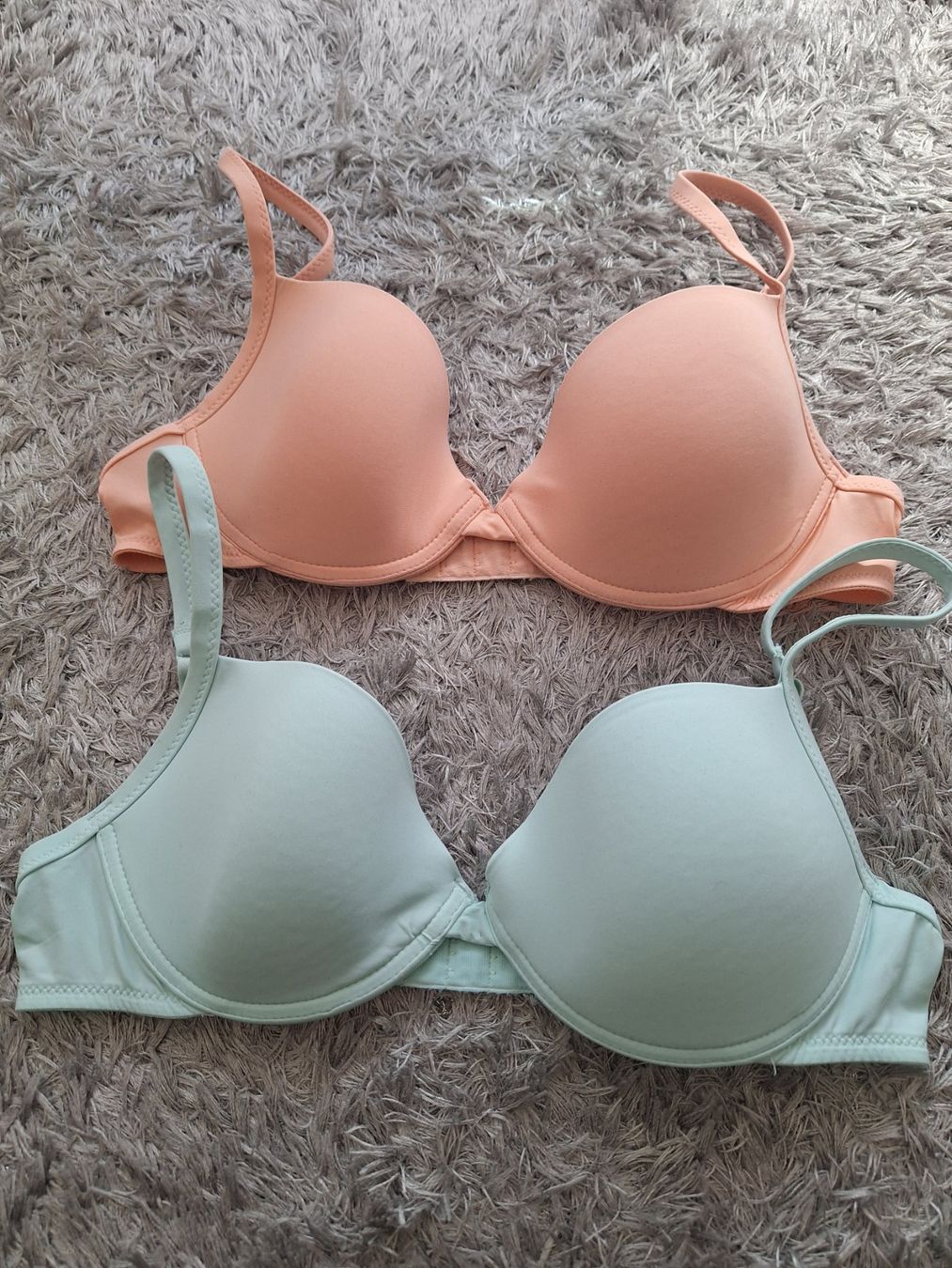 Tezenis Altra biancheria intima: Lot de soutiens gorge Tezenis taille 75 B – Nuovo (secondo la descrizione) da Lausanne venduto da anta-123