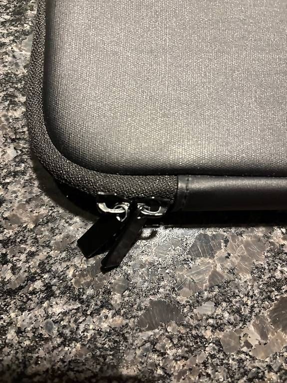 Custodie protettive: Nintendo Switch Carrying Case – Usato da Gipf-Oberfrick venduto da Jobo99 2
