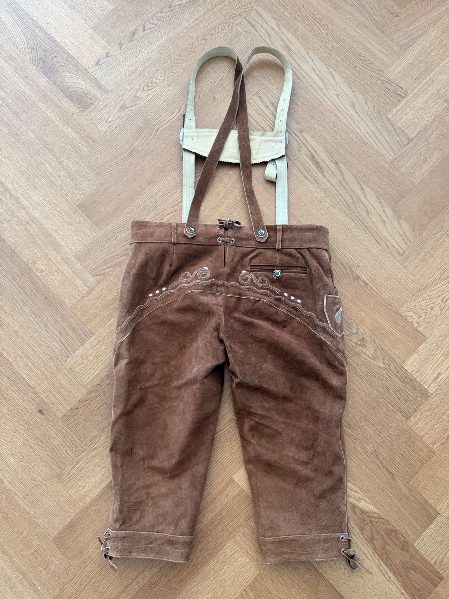 Costumi: Lederhose braun mit Trägern – Nuovo (secondo la descrizione) da Horw venduto da patrik_13 2