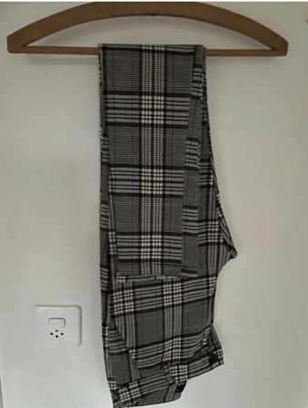 Damen Hose kariert Grösse M 