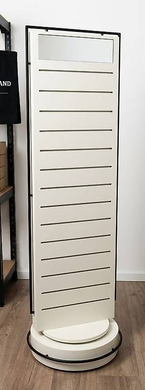 Sonstige Dekorationen & Accessoires: Présentoir tournant – Gebraucht aus Ecublens VD von Benygift 1