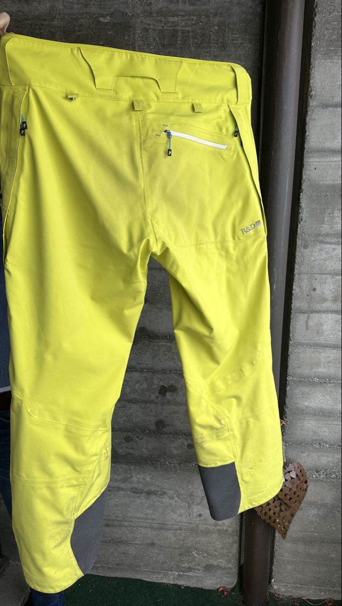 Peak Performance Lotti di vestiti: Peak Performance Heli set, ski jacket+pants, XL, great! – Usato da Langnau am Albis venduto da oha_mys9 4