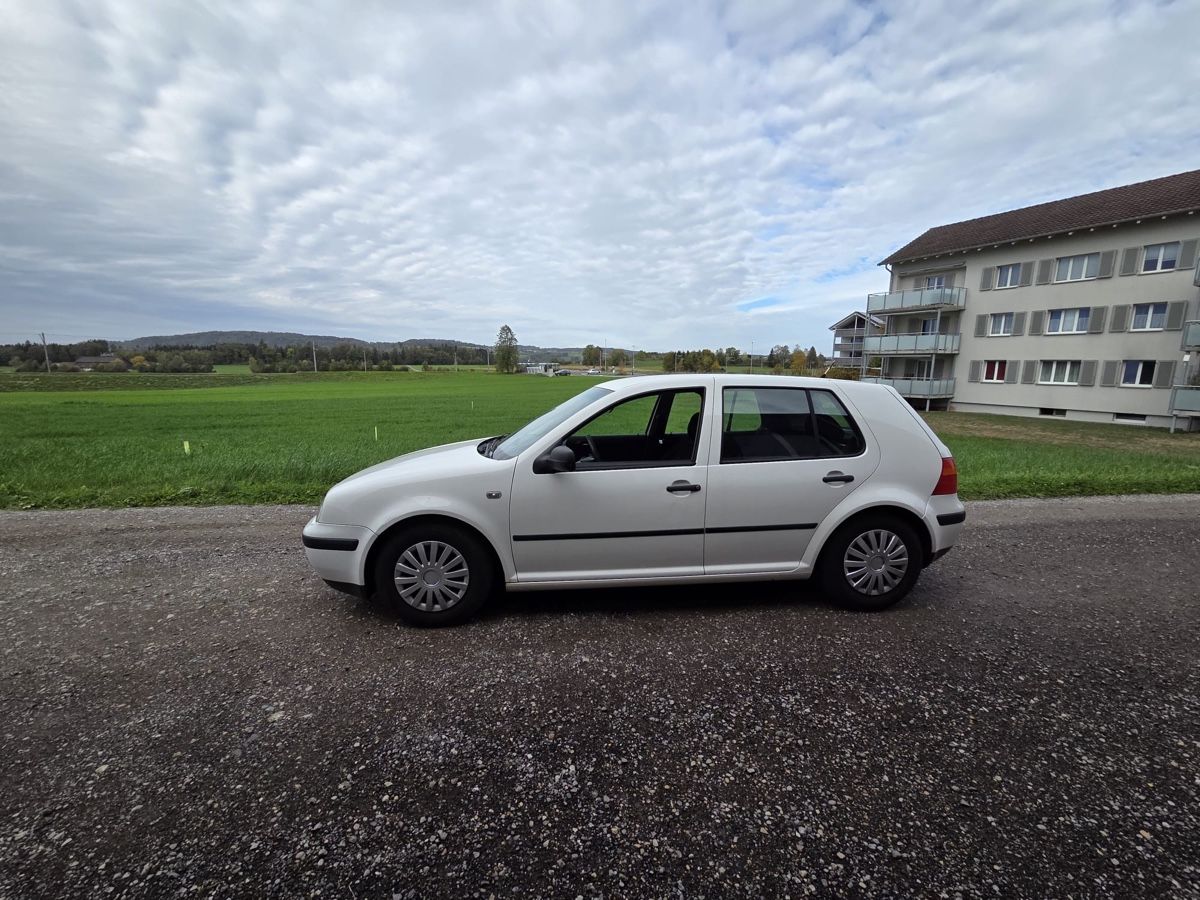 VW Autos: Vw Golf – D'occasion à Wängi par gig_6yd5 1