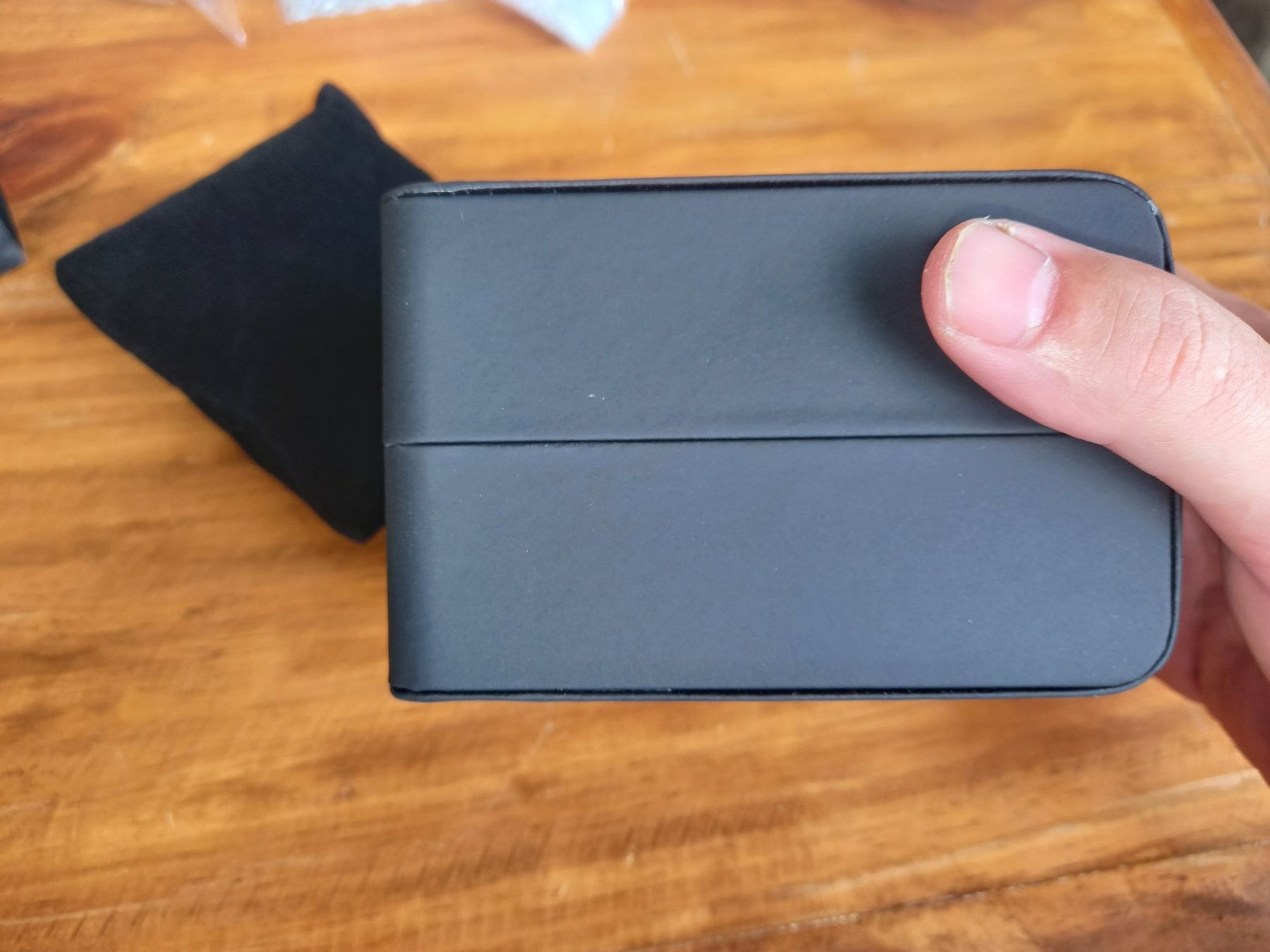 Boîtes de montres: 6 Schwarze Uhrenboxen – Neuf avec emballage d'origine à Lausanne par WATCH-WORLD 4