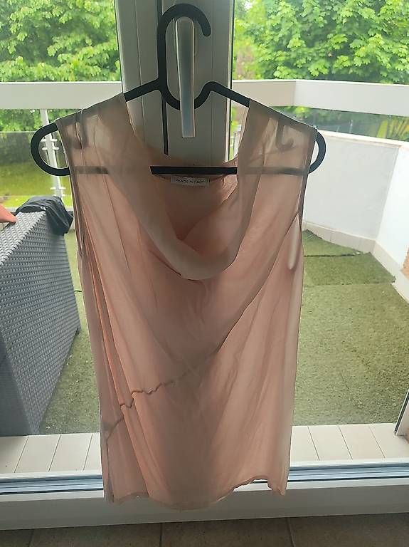 Vestiti: Robe rose claire courte modiste espagnole  – Usato da La Tour-de-Peilz venduto da sas_sq9j