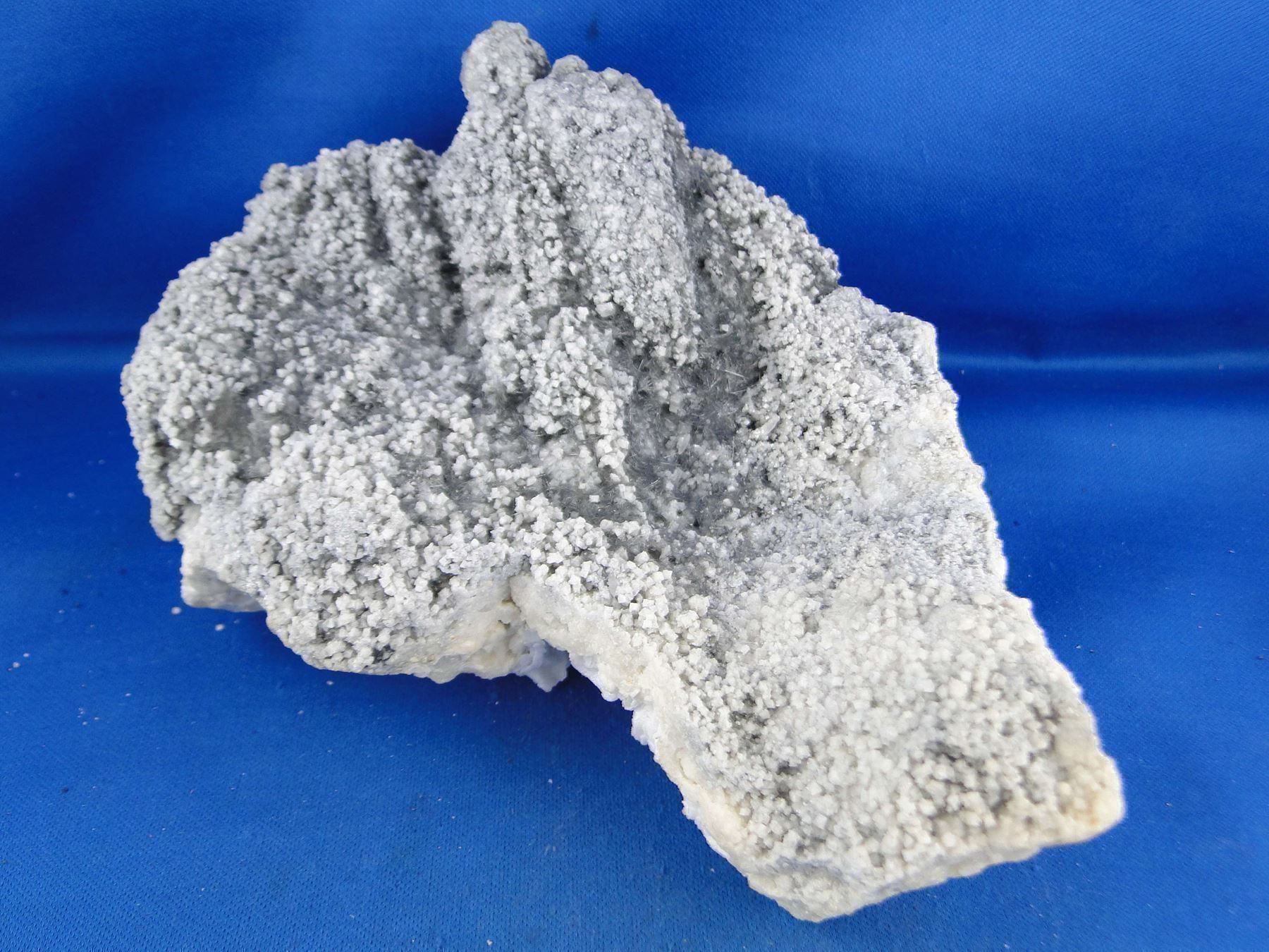 Minerali & Pietre curative: Calcit mit Boulangerit – Usato da Schinznach Bad venduto da Demerald 4