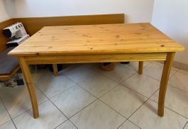 Ess-Tisch, massiv Holz (Abholung ist in Chur)