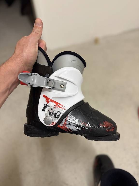 Sci: Ski Set Kinder 90 cm mit Schuhen – Usato da Rheinfelden venduto da mar_mt5y 2