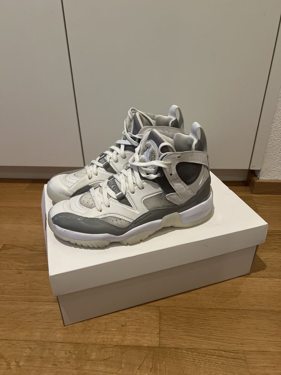 Jordan Scarpe da uomo: Nike Jordan WMNS Jumpman Two Trey – Nuovo (secondo la descrizione) da Bad Ragaz venduto da Soniag13 1