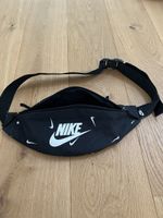Nike Hüfttasche, Bauchtasche