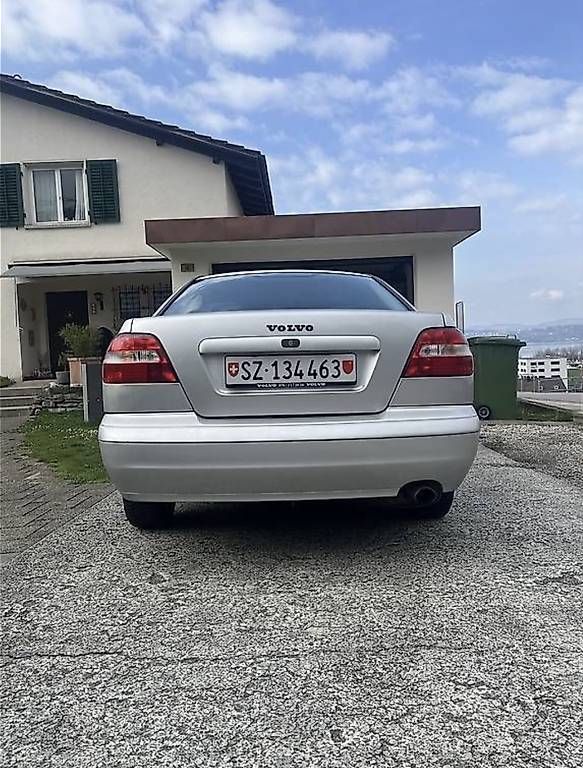 Autos: Volvo s40 – D'occasion à Pfäffikon SZ par rou_t5l7 2